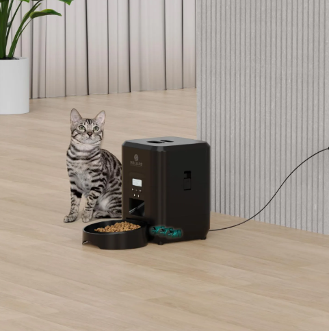 AutoServe Pet Feeder